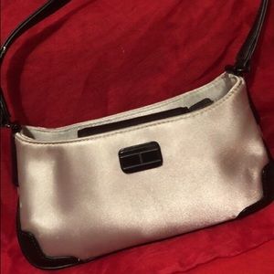 Tommy Hilfiger satchel